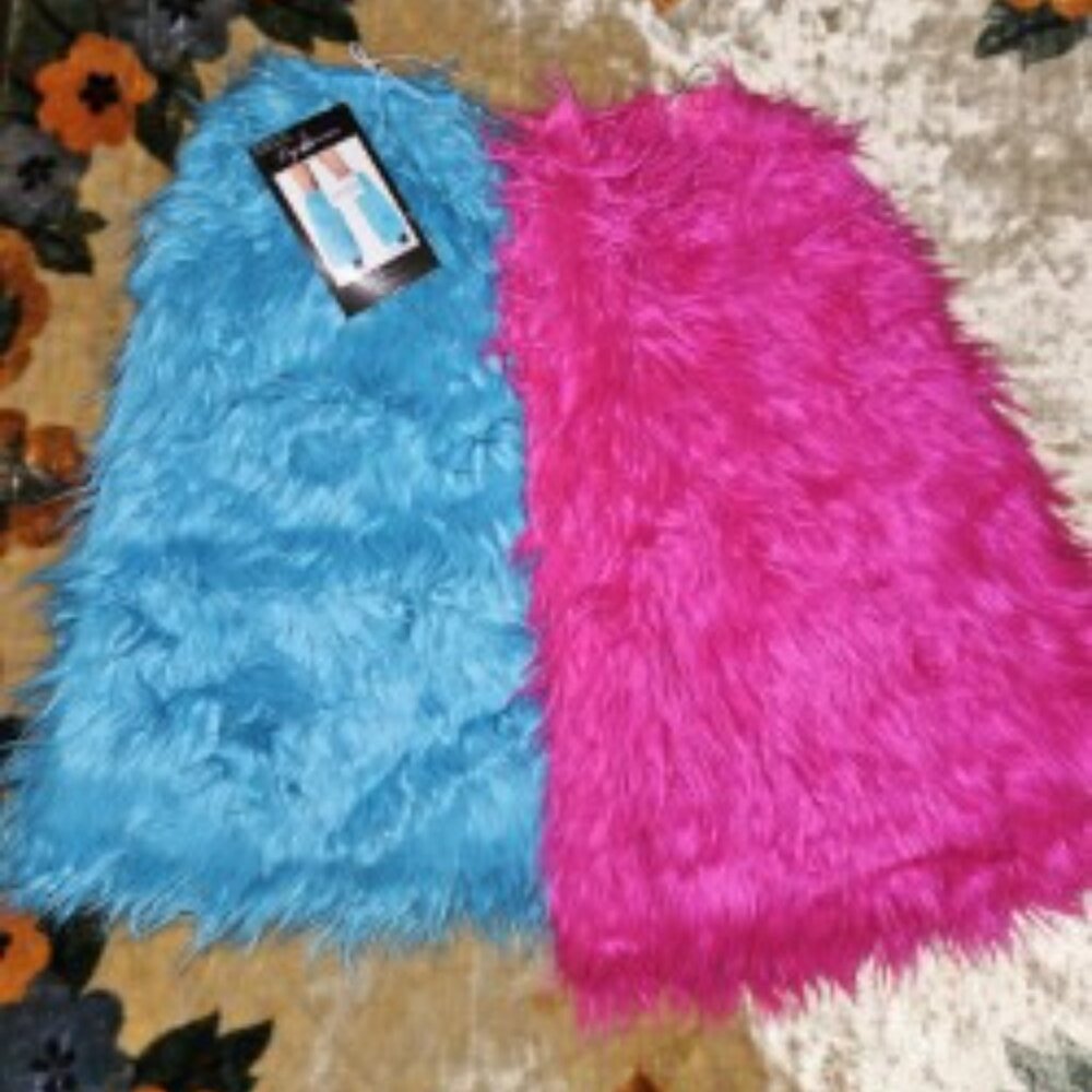 NEW LAST ONLY BLUE FAUX FUR FUZZY LEY WARMERS EDC COSPLAY COMIC CON - Picture 4 of 4